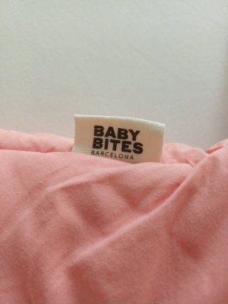 Saco capazo tiburón Baby Bites rosa