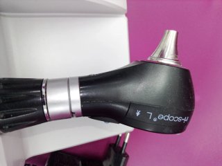 Otoscopio Riester ri-scope L y ri-former