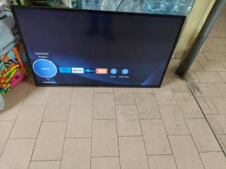 Smart TV Panasonic 43" poll wifi internet uhd