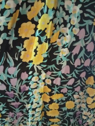 Vestido largo estampado floral talla XL,como nuevo