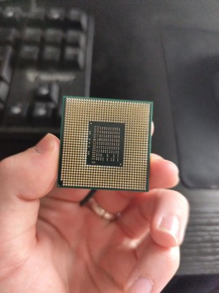 Procesador Intel Core i3-2330M (SR04J)