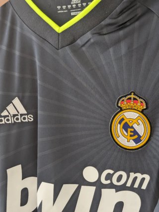 Camiseta Real Madrid 2010-11. Ozil 23. XL