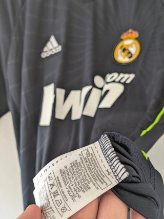 Camiseta Real Madrid 2010-11. Ozil 23. XL