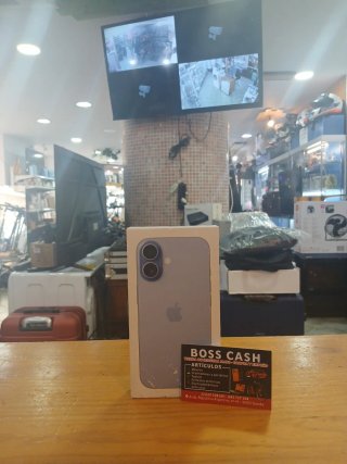 iPhone 17