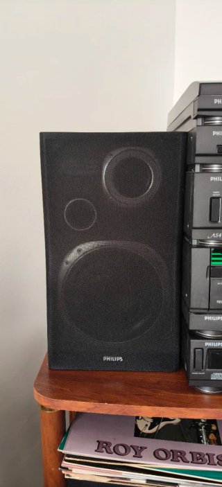 Equipo de música Philips con 2 altavoces