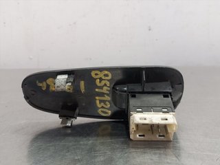 MANDO ELEVALUNAS DELANTERO DERECHO IVECO EUROCARG