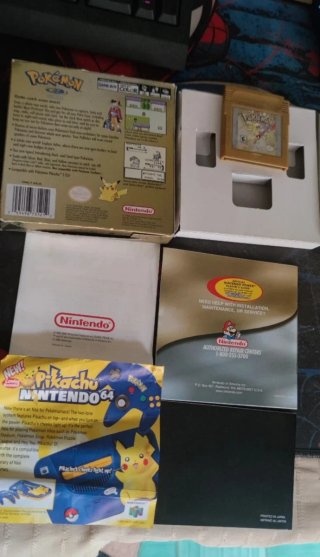 Pokemon Gold Game Boy Color USA