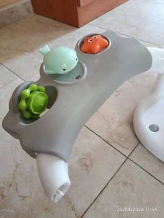 Asiento de baño para bebé con juguetes