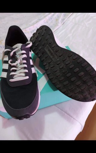 Zapatillas Adidas Negras y Blancas Talla 43.5