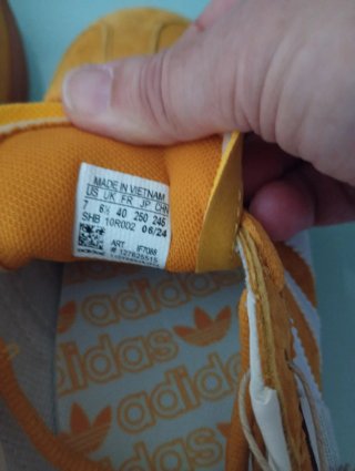 Zapatillas Adidas Amarillas y Blancas