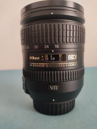 Objetivo Nikon AF-S DX VR 16-85mm f/3.5-5.6G ED