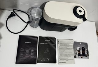 Cafetera Nespresso
