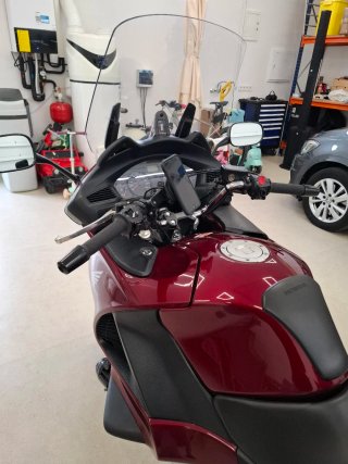 Honda Deauville 700 Rojo Gran Turismo