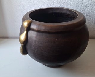 VASIJA VINTAGE GRAN TAMAÑO BARRO Y BRONCE