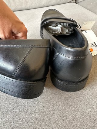 Mocasines Zara Hombre negros.
