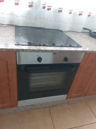 Vitrocerámica y horno Zanussi
