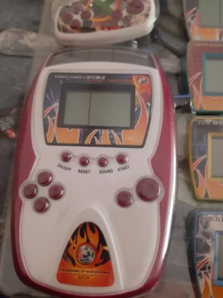 Lote de 5 juegos electrónicos DEBIT NOTE