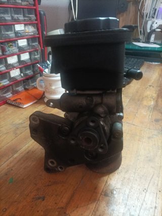 Bomba Dirección BMW E46 6761876-01 120 bar