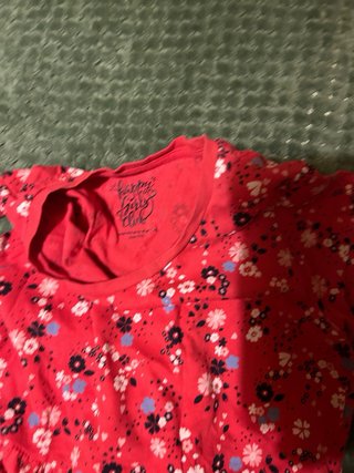 Vestido C&A flores rosa fucsia