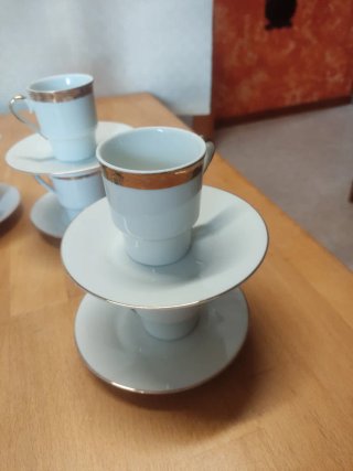 Juego de café porcelana blanco y oro