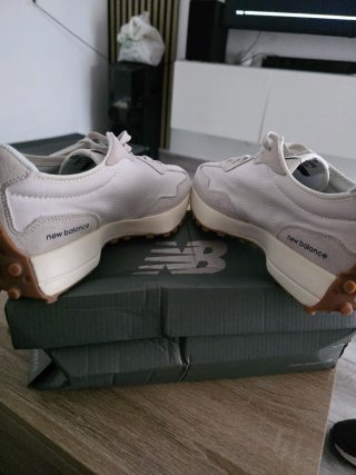 New Balance 327 Animal Print Beige