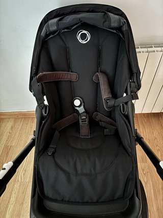Bugaboo Fox capazo + silla negro