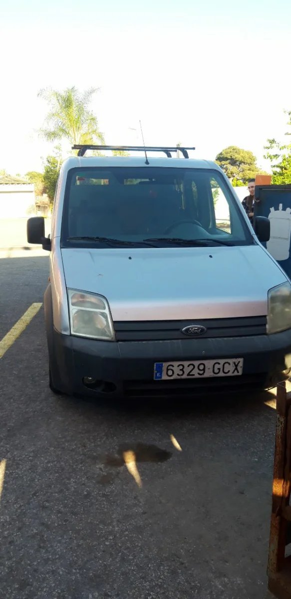 Ford Tourneo Connect 2008 - foto 1
