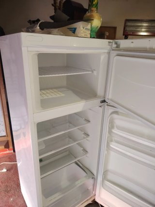 Nevera Indesit con congelador
