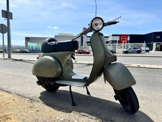 Vespa Verde Militar Scooter 200cc