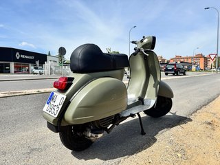 Vespa Verde Militar Scooter 200cc
