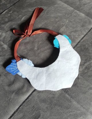 Collar babero.