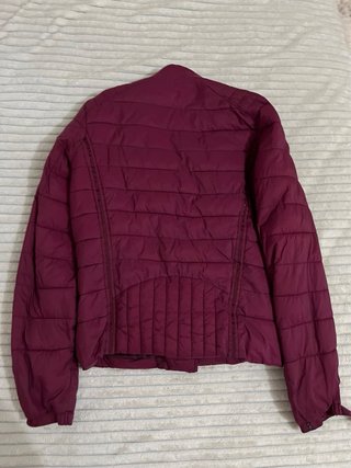 Chaqueta Bershka Roja Talla S Mujer