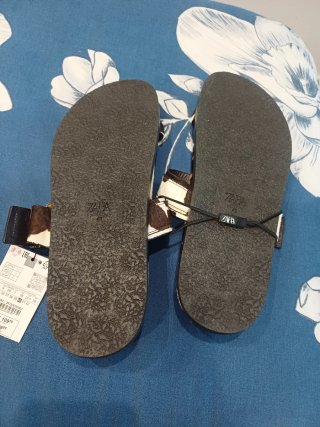 Sandalias Zara Marrón y Blanco