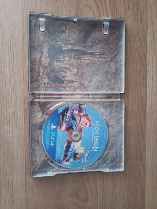 PS4 Horizon Zero Dawn Steelbook