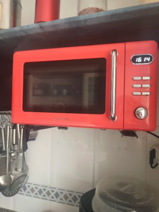 Microondas naranja