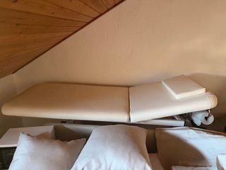 Camilla estética Quirumed regulable profesional