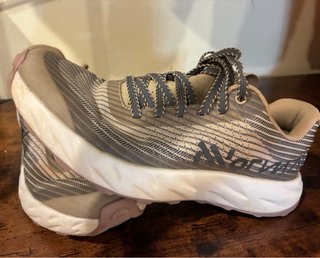 Zapatillas Trail Altra Beige/Gris