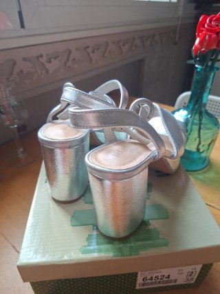 Zapatos de tacón Marypaz plateados talla 38