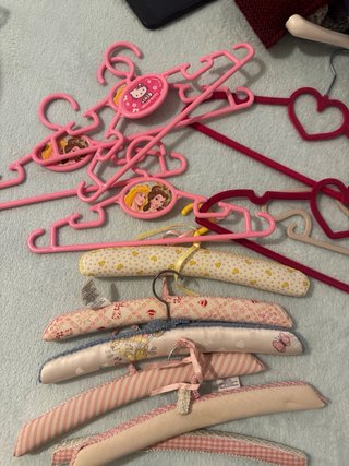 Lote perchas ropa bebé