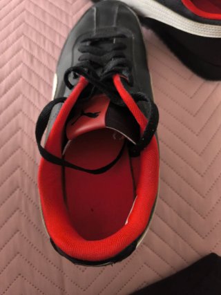 Zapatillas Puma Ferrari Negras y Rojas