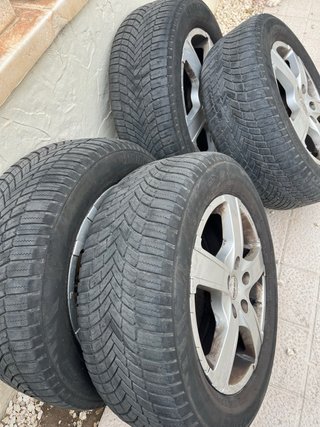 Llantas MOMO 16 5x110 + Neumáticos Bridgestone