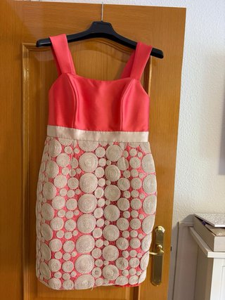 Vestido y abrigo ceremonia coral
