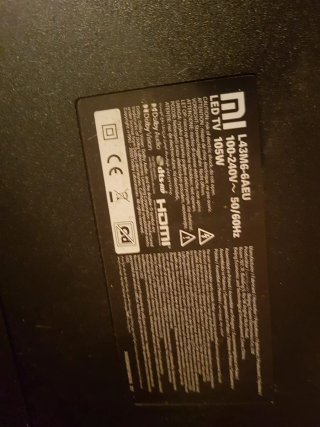 varios TV smart para piezas o reparar