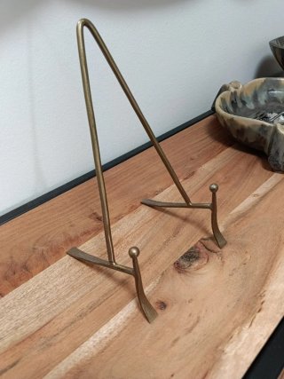 Soporte expositor Zara Home metal dorado