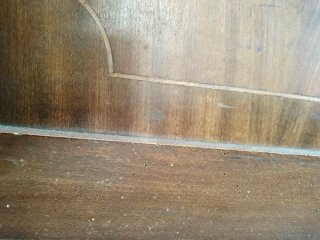 Cama antigua de madera