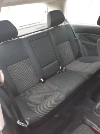 Volkswagen Golf 2000