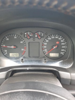 Volkswagen Golf 2000