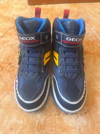 Botas Geox niño azul y rojo