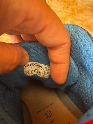 Botas Geox niño azul y rojo