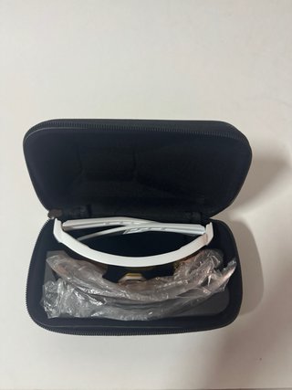 Gafas de Sol 100% Nuevas + 2 opticas